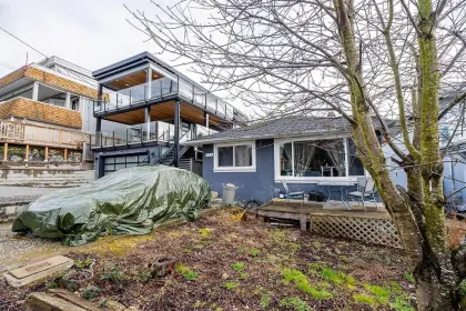 972 Kent Street, White Rock, BC, White rock — Single Family Residence for sale