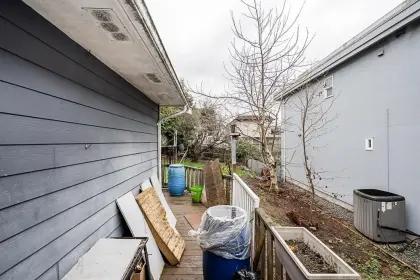 972 Kent Street, White Rock, BC, White rock — Single Family Residence for sale