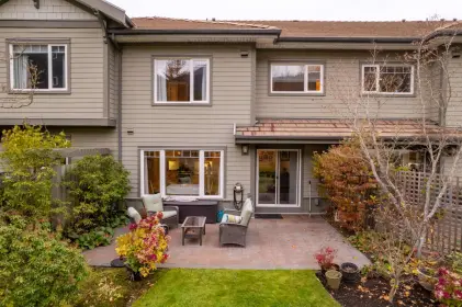 21 Beach Drive, Furry Creek, BC, Furry creek — Townhouse for sale