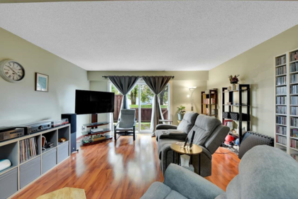 92 10752 Guildford Drive, Surrey, BC, Surrey — Townhouse for sale