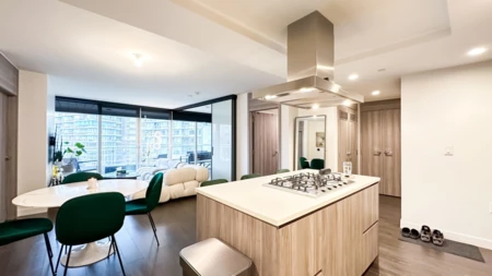 407 1768 Cook Street, Vancouver, BC, Vancouver — Apartment/Condo for sale