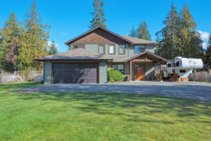 1238 Grandview Road, Gibsons, BC, Gibsons — Single Family Residence for sale