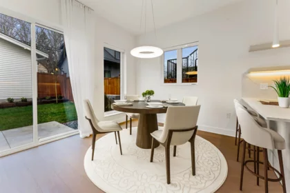2 2241 E 8th Avenue, Vancouver, BC, Vancouver — Half Duplex for sale