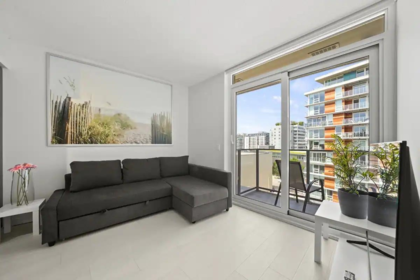 725 180 E 2nd Avenue, Vancouver, BC, Vancouver — Apartment/Condo for sale