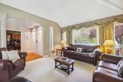 35674 Canterbury Avenue, Abbotsford, BC, Abbotsford — Single Family Residence for sale