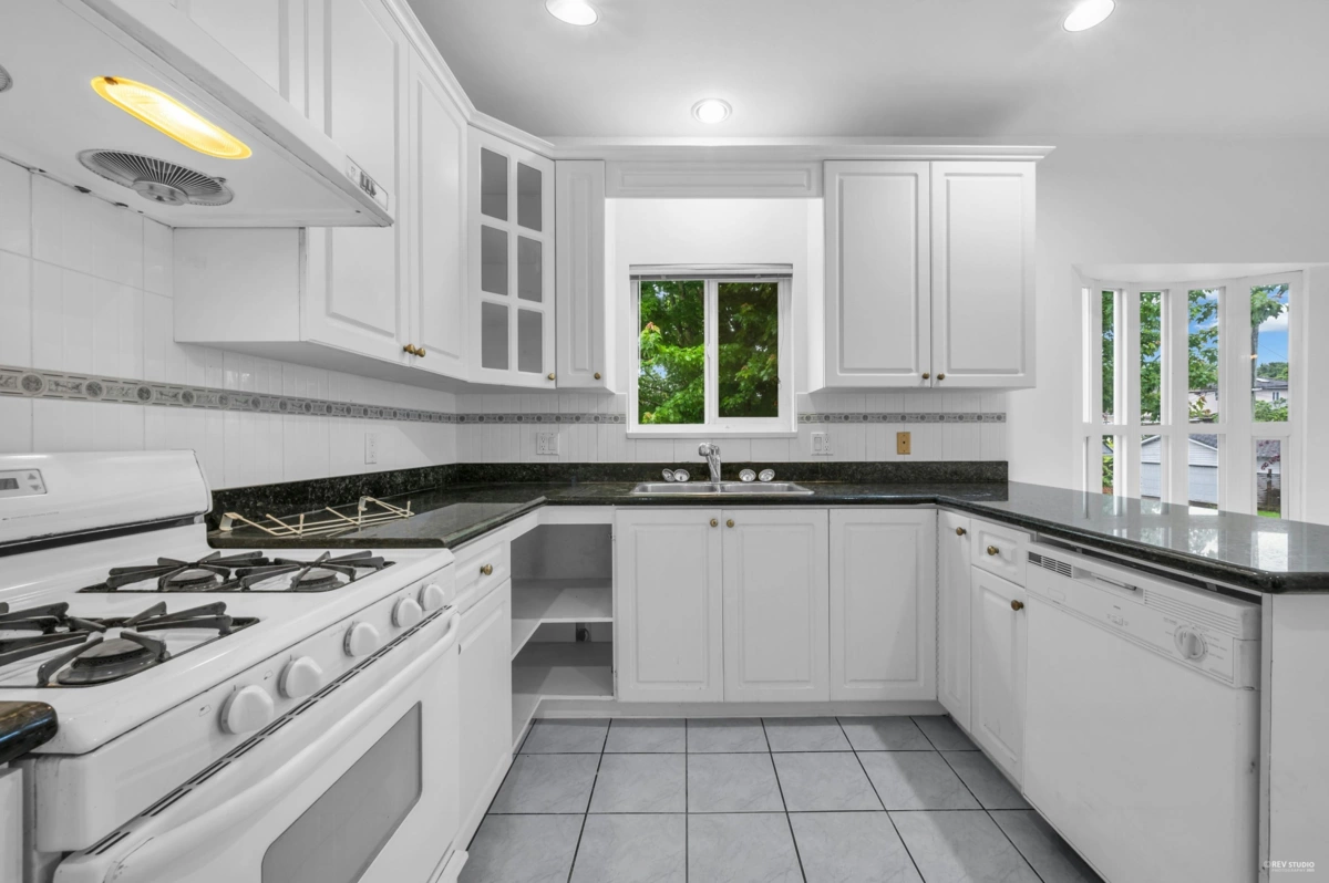 Front Yard Photo of 3190 Grant Street, Vancouver, BC