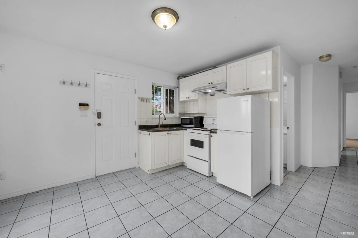 Pantry Photo of 3190 Grant Street, Vancouver, BC