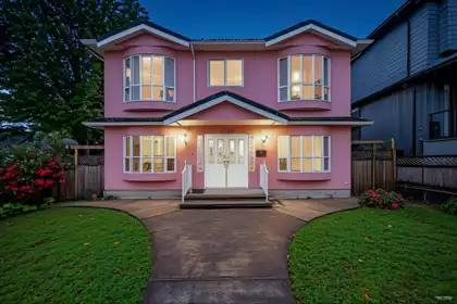 3190 Grant Street, Vancouver, BC, Renfrew VE — 7 bed single family residence for sale