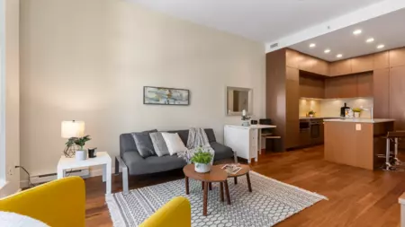 705 1205 Howe Street, Vancouver, BC, Vancouver — Apartment/Condo for sale