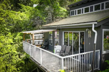 264 Mariners Way, Mayne Island, BC, Mayne Island — Single Family Residence for sale