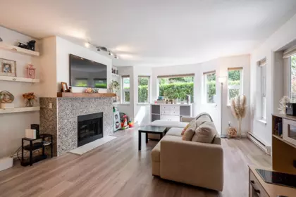 223 6707 Southpoint Drive, Burnaby, BC, Burnaby — Apartment/Condo for sale