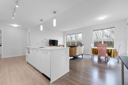 333 9551 Alexandra Road, Richmond, BC