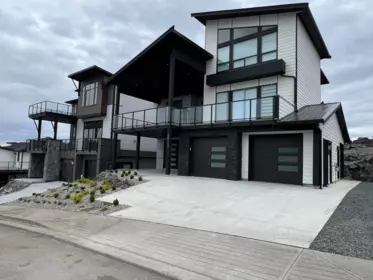 46173 Crestview Drive, Chilliwack, BC, Chilliwack — Single Family Residence for sale