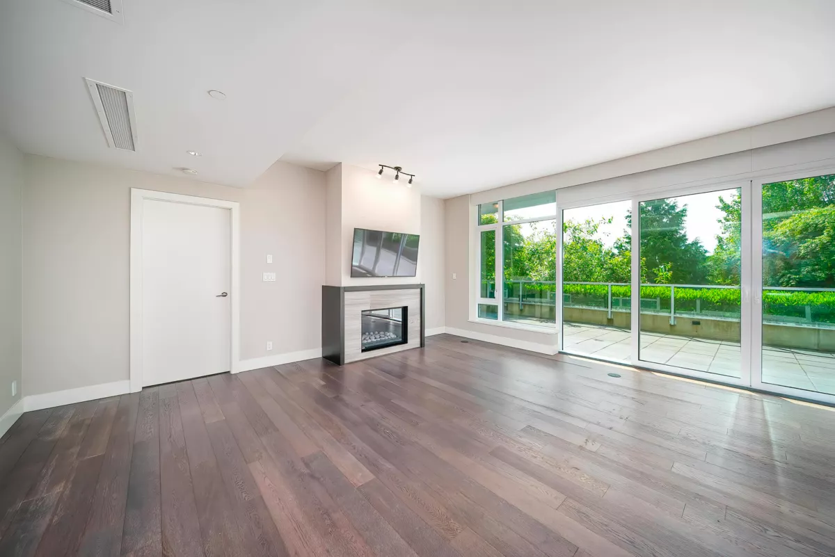 Bedroom 3 Photo of 102 908 Keith Road, West Vancouver, BC