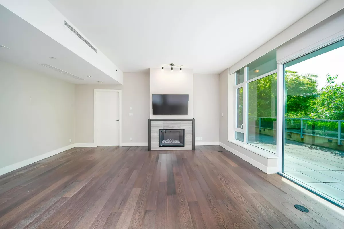 Bedroom 4 Photo of 102 908 Keith Road, West Vancouver, BC