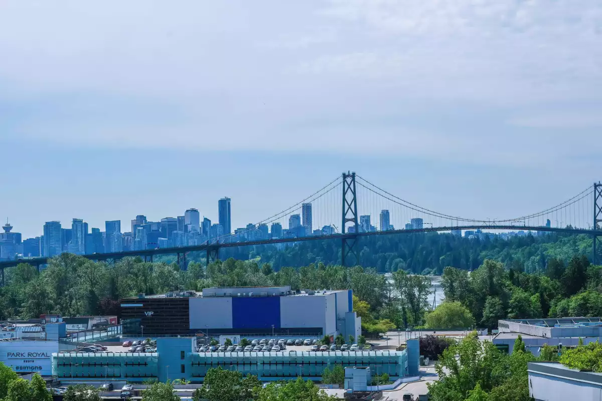 Garage Interior Photo of 102 908 Keith Road, West Vancouver, BC