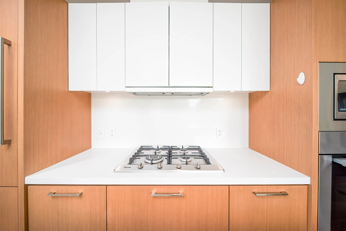 Kitchen Photo of 102 908 Keith Road, West Vancouver, BC
