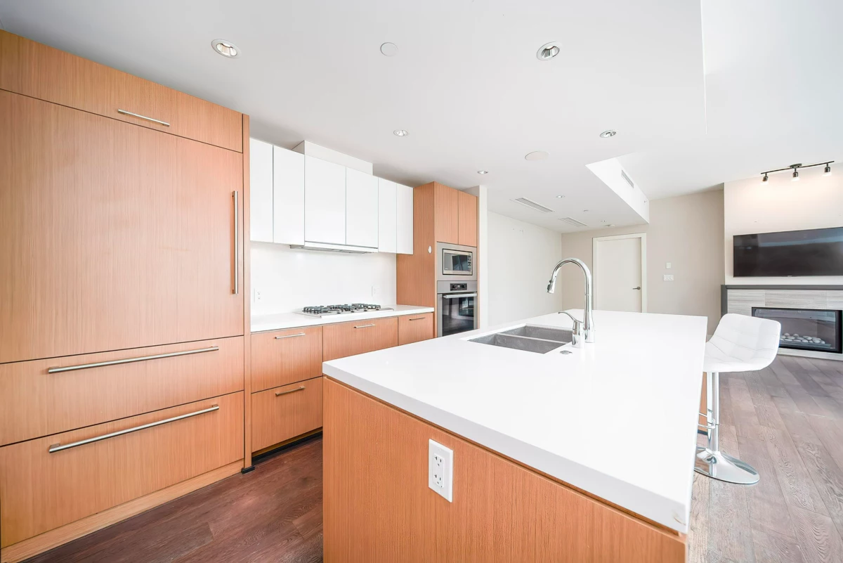 Pantry Photo of 102 908 Keith Road, West Vancouver, BC