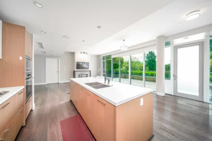 Breakfast Nook Photo of 102 908 Keith Road, West Vancouver, BC
