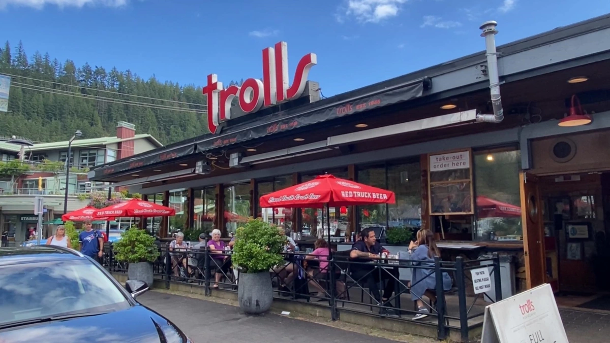 Laundry Room Photo of 6388 Douglas Street, West Vancouver, BC