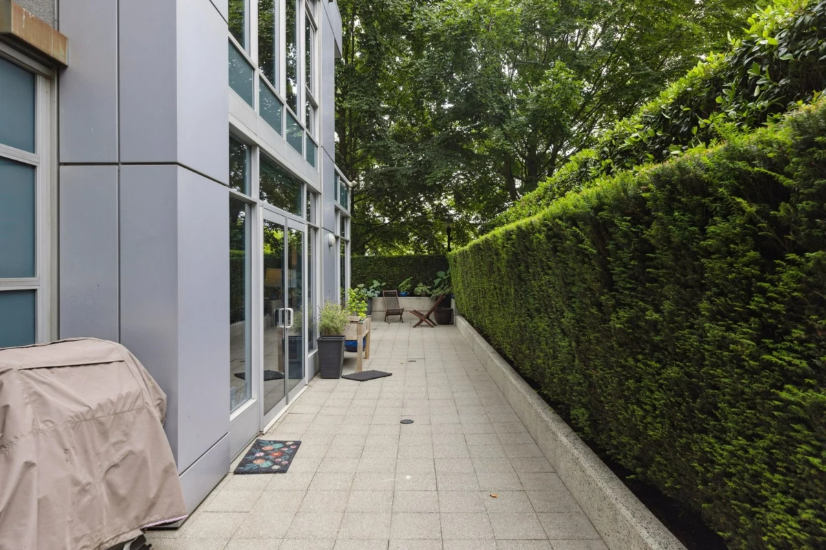 Front Yard Photo of TH12 1233 W Cordova Street, Vancouver, BC