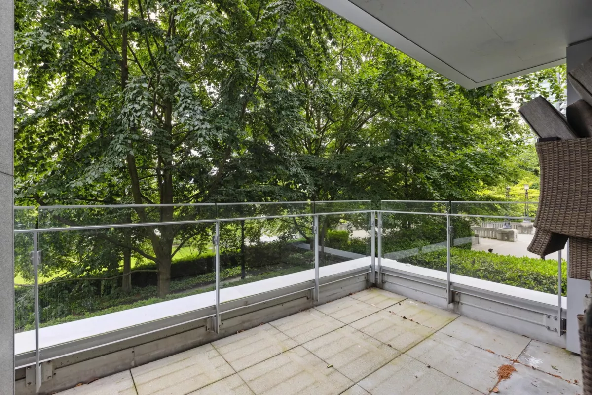 Garden / Landscaping Photo of TH12 1233 W Cordova Street, Vancouver, BC