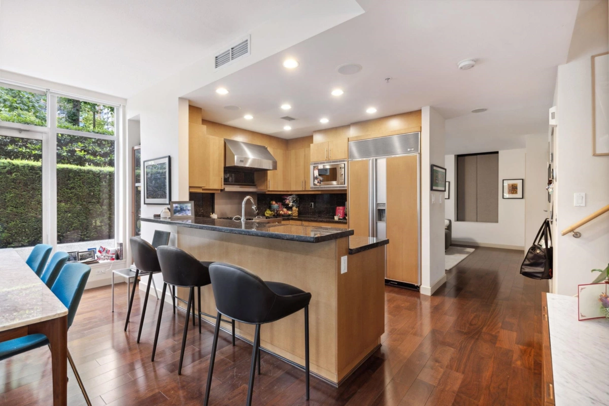 Walk-In Closet Photo of TH12 1233 W Cordova Street, Vancouver, BC