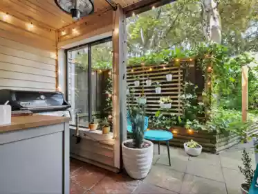 115 1429 E 4th Avenue, Vancouver, BC, Vancouver — Apartment/Condo for sale