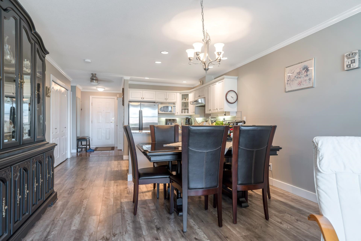 Primary Bedroom Photo of 202 15284 Buena Vista Avenue, White Rock, BC