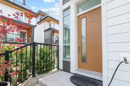 36 2825 159 Street, Surrey, BC, Surrey — Townhouse for sale