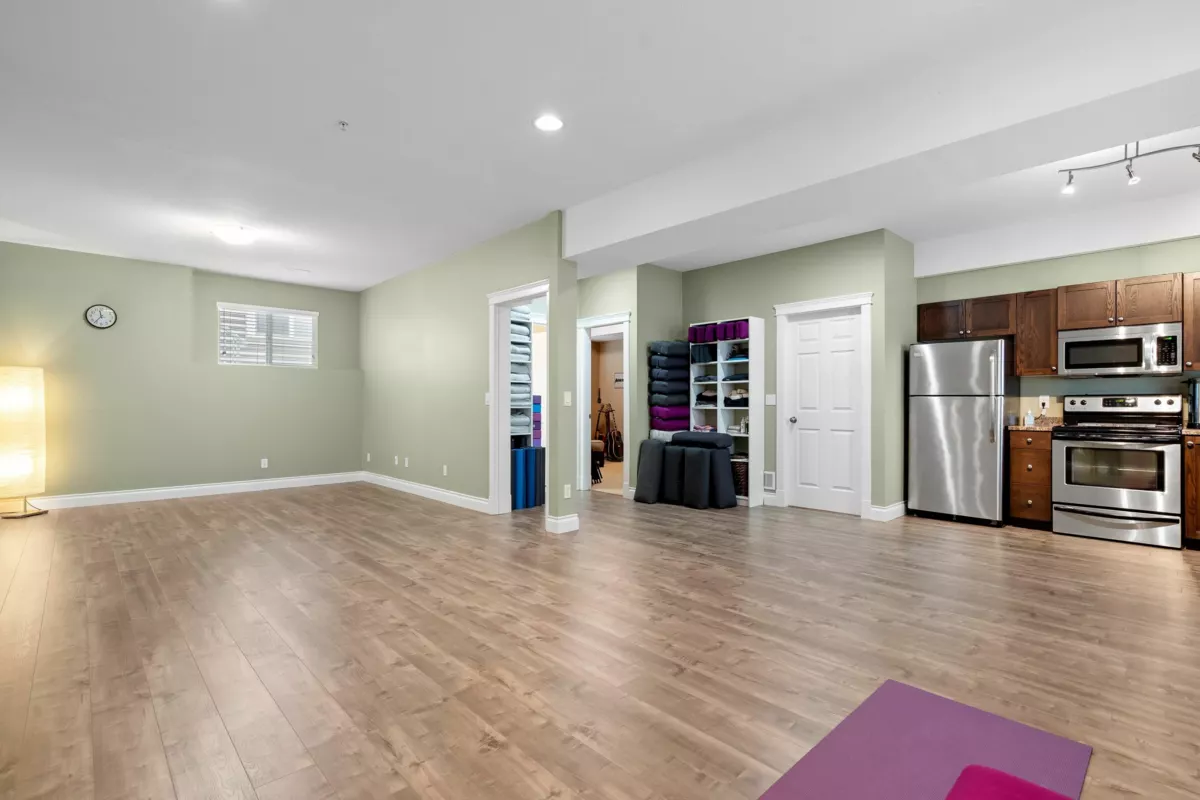 Front Yard Photo of 23669 133 Avenue, Maple Ridge, BC