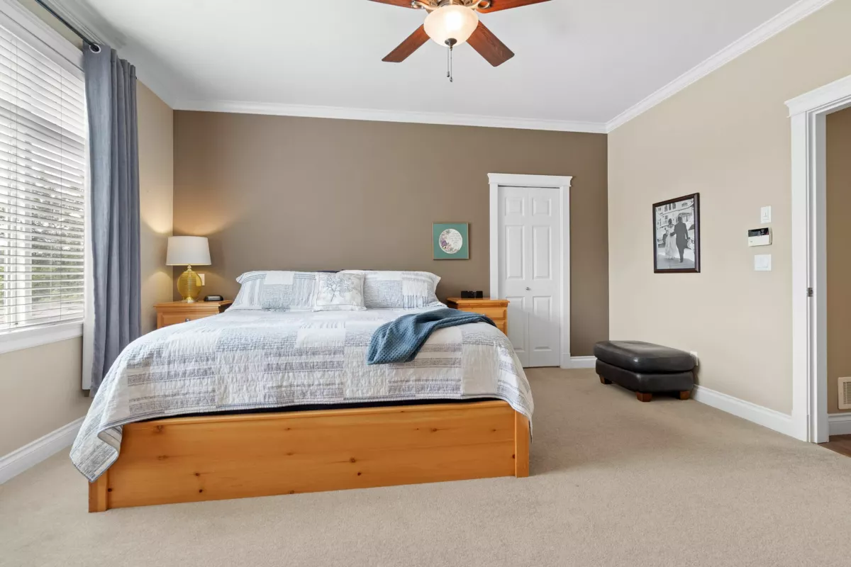 Hallway Photo of 23669 133 Avenue, Maple Ridge, BC