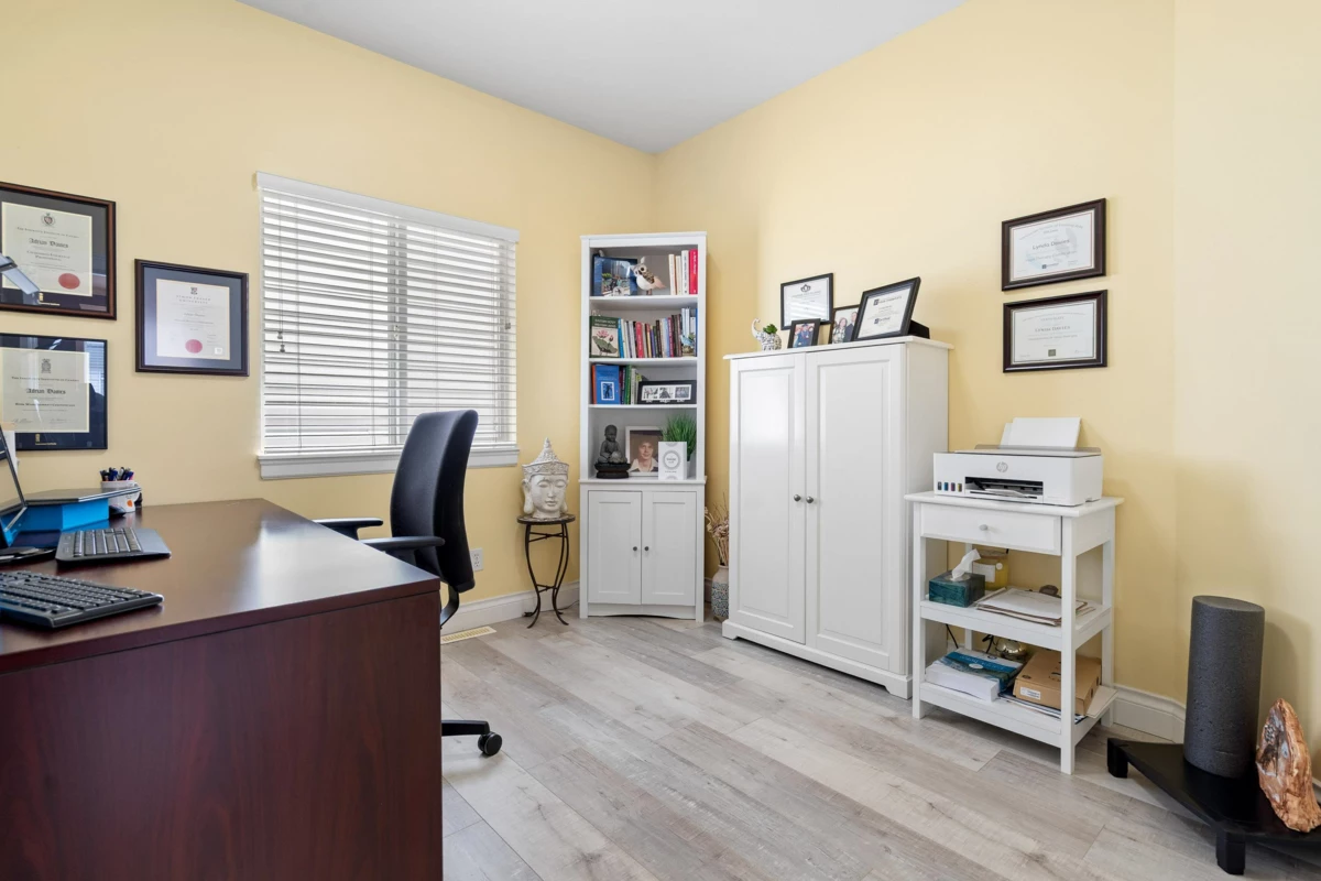 Laundry Room Photo of 23669 133 Avenue, Maple Ridge, BC
