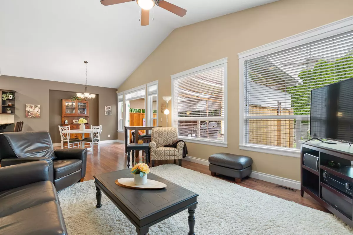 Powder Room Photo of 23669 133 Avenue, Maple Ridge, BC