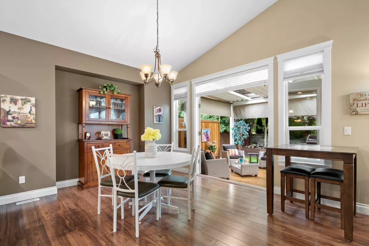 Primary Bathroom Photo of 23669 133 Avenue, Maple Ridge, BC