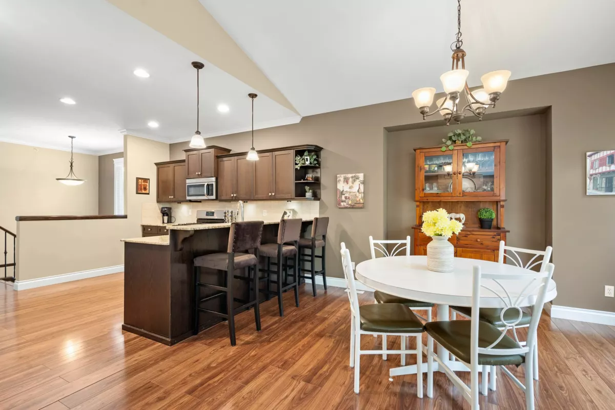 Walk-In Closet Photo of 23669 133 Avenue, Maple Ridge, BC