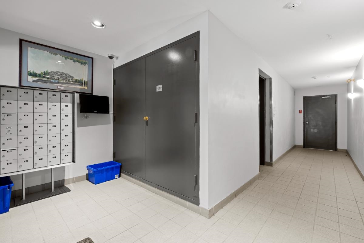 Entry Foyer Photo of 108 20561 113 Avenue, Maple Ridge, BC