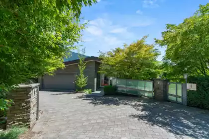 98 Bonnymuir Drive, West Vancouver, BC, West Vancouver — Single Family Residence for sale