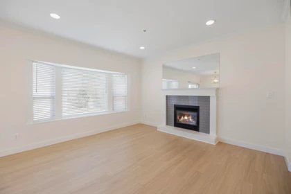 2229 Oxford Street, Vancouver, BC, Vancouver — Half Duplex for sale