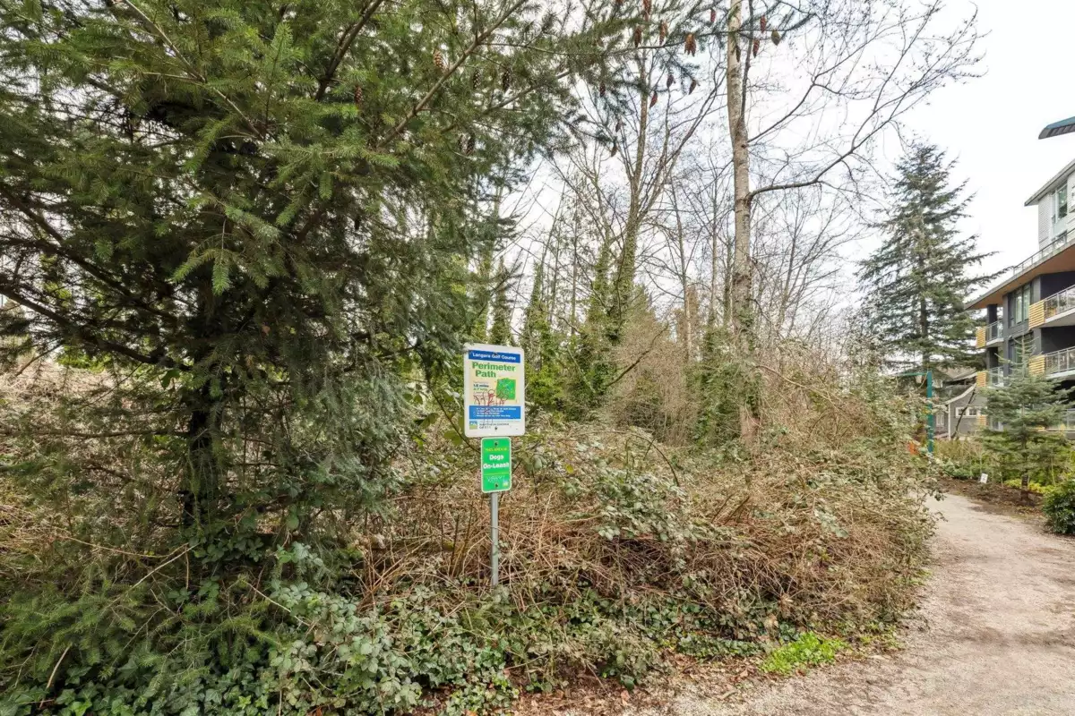 Street View Photo of 405 389 W 59th Avenue, Vancouver, BC