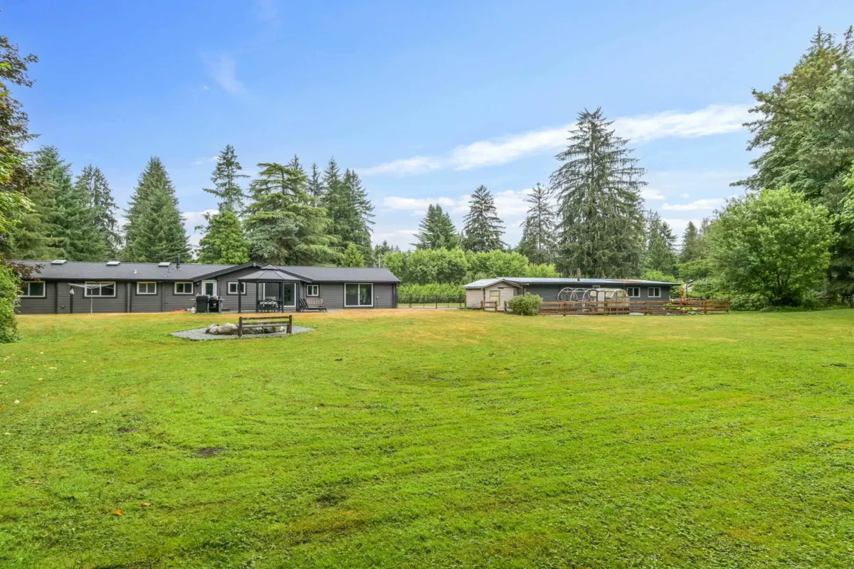 Basement Recreation Room Photo of 22948 132 Avenue, Maple Ridge, BC