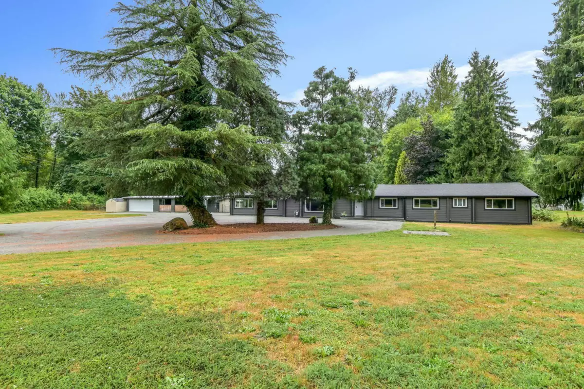 Primary Bedroom Photo of 22948 132 Avenue, Maple Ridge, BC