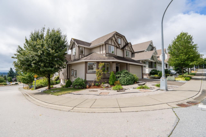 19766 69 Avenue, Langley, BC, Langley — Single Family Residence for sale