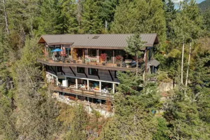 13253 Nield Road, Garden Bay, BC, Garden Bay — Single Family Residence for sale