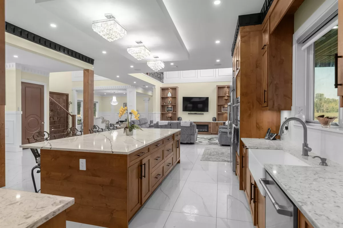 Basement Recreation Room Photo of 26070 36 Avenue, Langley, BC