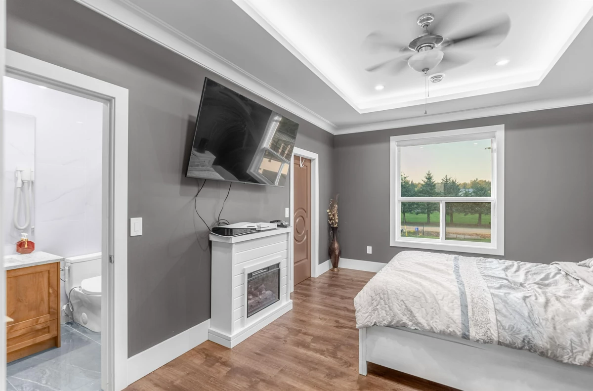 Garden / Landscaping Photo of 26070 36 Avenue, Langley, BC