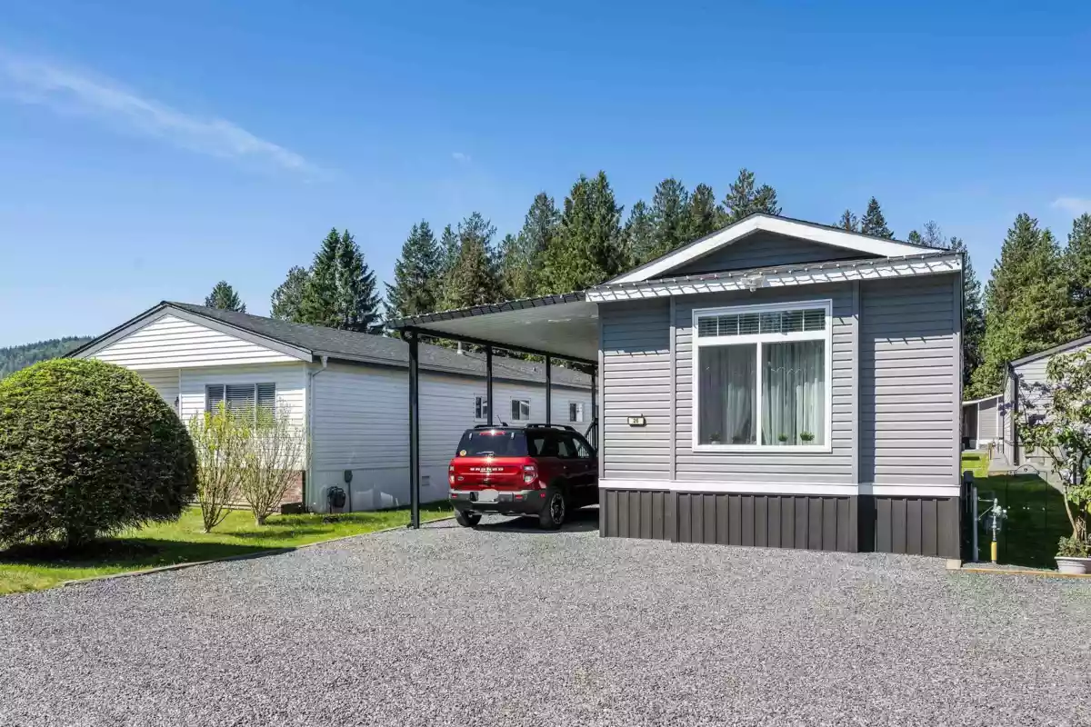 Staircase Photo of 26 6035 Vedder Road, Chilliwack, BC