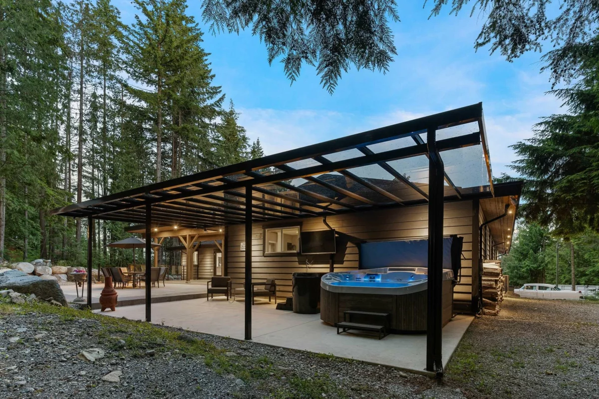 Family Room Photo of 27561 Sayers Crescent, Maple Ridge, BC