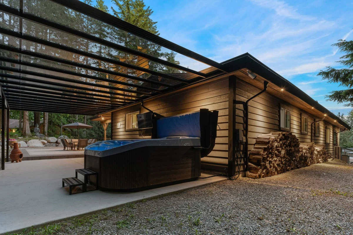 Front Yard Photo of 27561 Sayers Crescent, Maple Ridge, BC