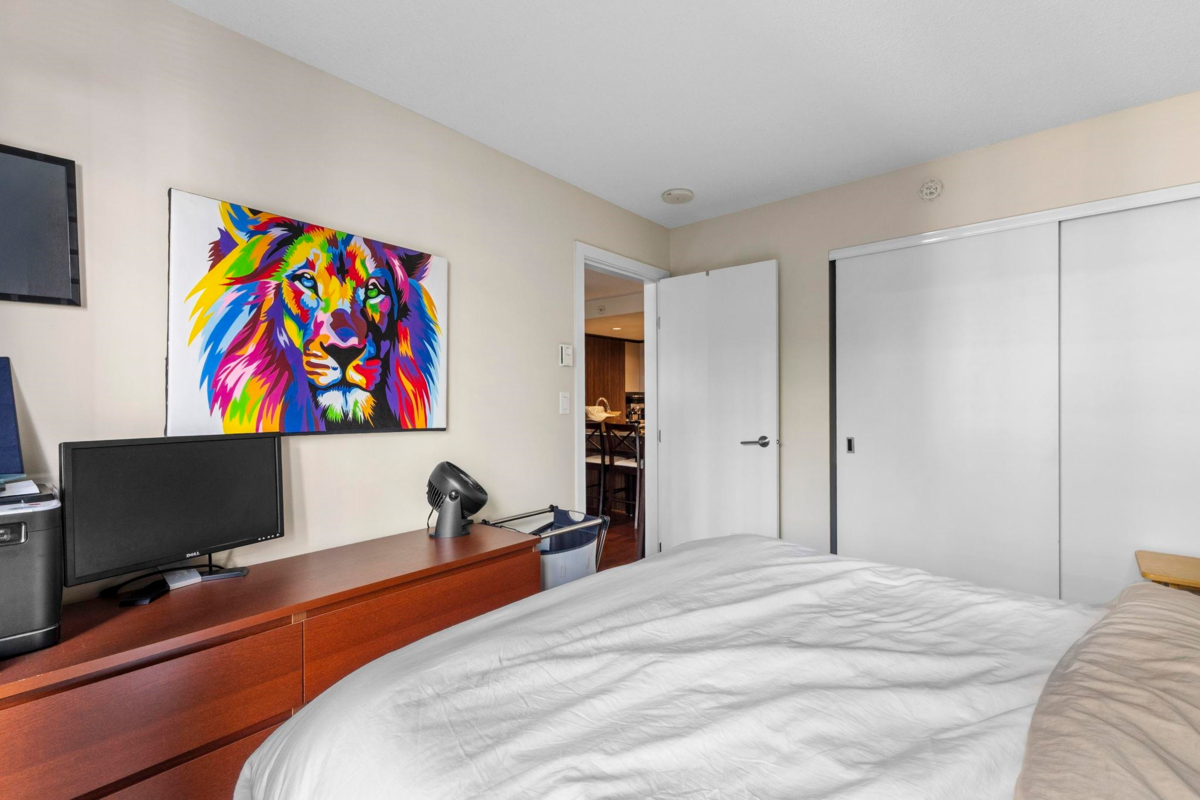 Laundry Room Photo of 507 1088 Richards Street, Vancouver, BC